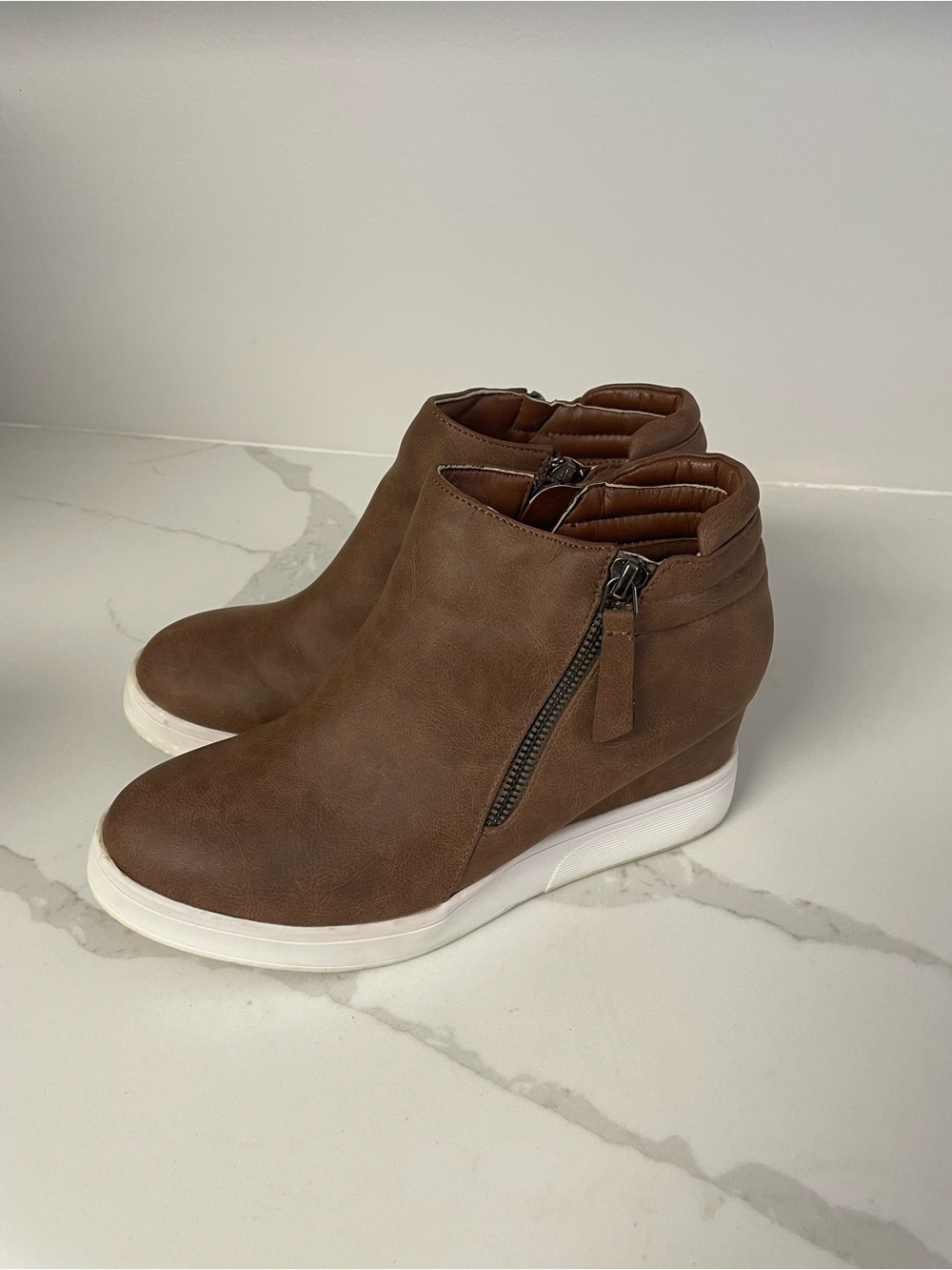 Casual Brown Wedge Ankle Sneakers with Side Zip